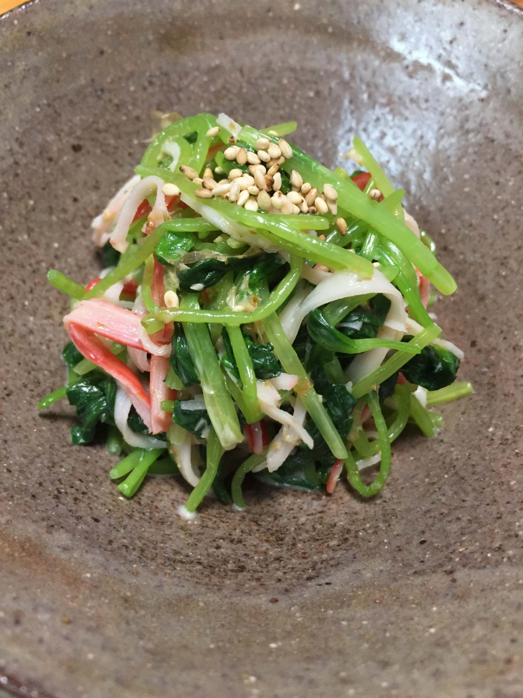 三つ葉とカニカマのマヨ和え クック井上 のカンタンレシピ 飲食の求人 転職 就職なら ジョブ レストラン 三つ葉とカニカマのマヨ和え クック井上 のカンタンレシピ 飲食の求人 転職 就職なら ジョブ レストラン