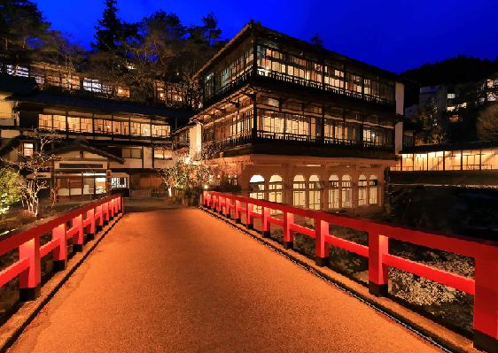 やっぱり地元で暮らす・働く♪　　＼待遇の良い注目の地方求人／